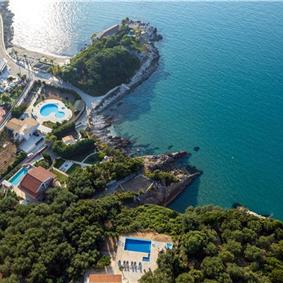 7 bedroom seafront luxury villa with pool & jacuzzi, near Acharavi, sleeps 14-15